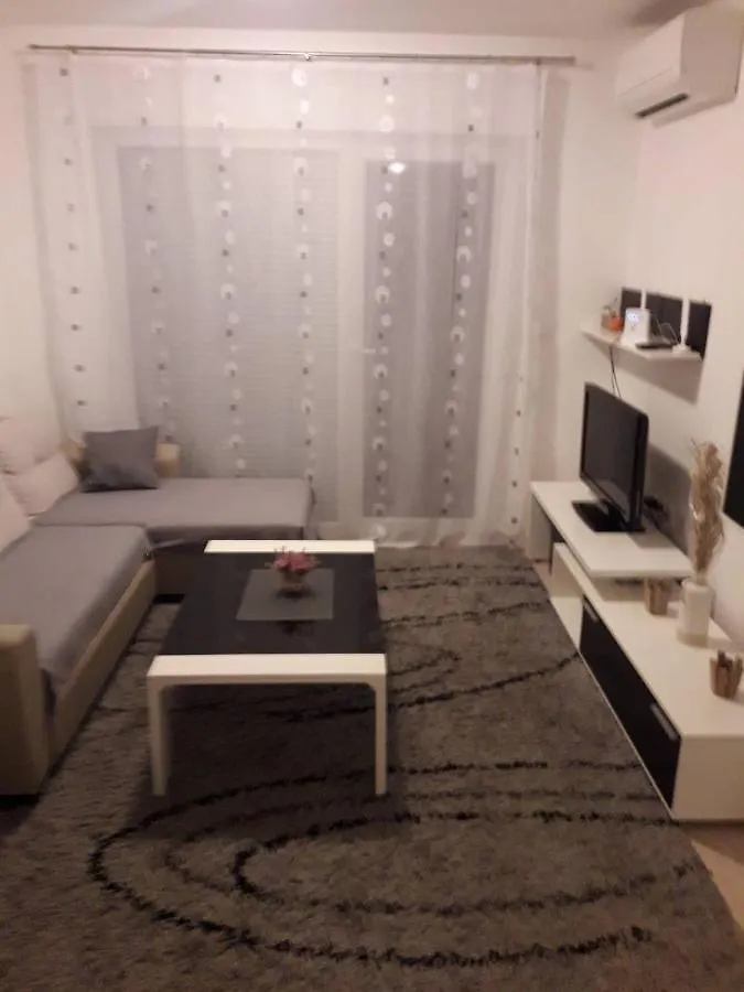 Apartments Aurora Pula 0*,  Croatia